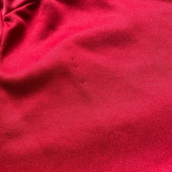 Manchester United Jersey - Picture 2 of 5